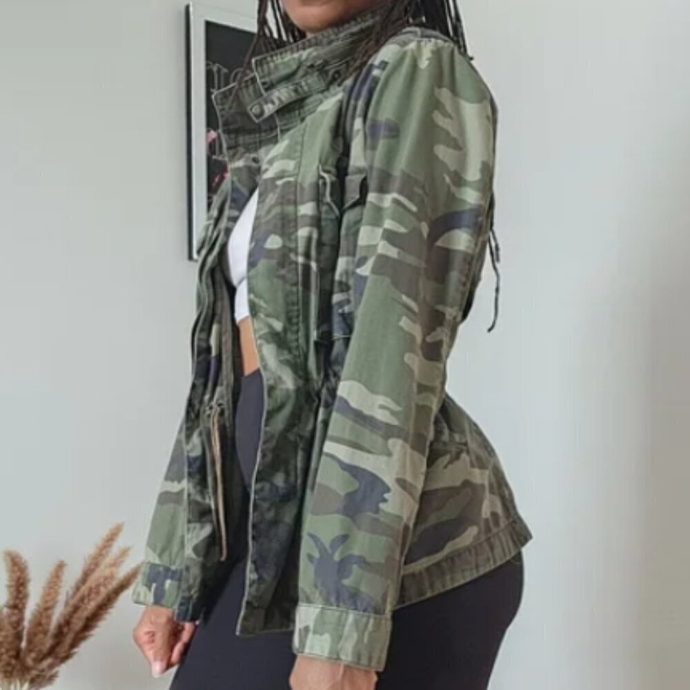 Thread & Supply - Cotton Camo Cargo Jacket - S China